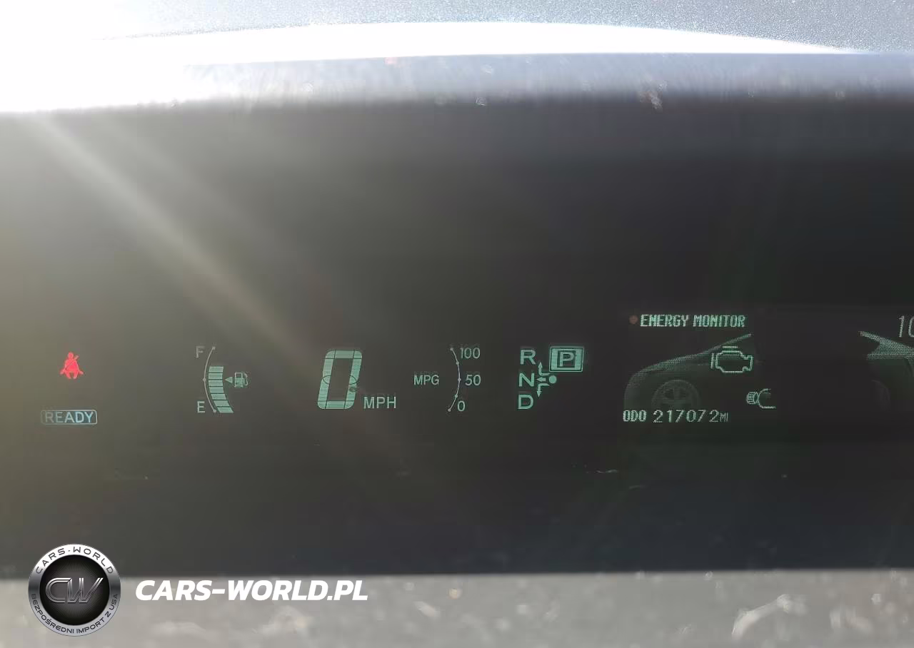 2014 Toyota Prius Two VIN:JTDKN3DU1E1742644 - 9