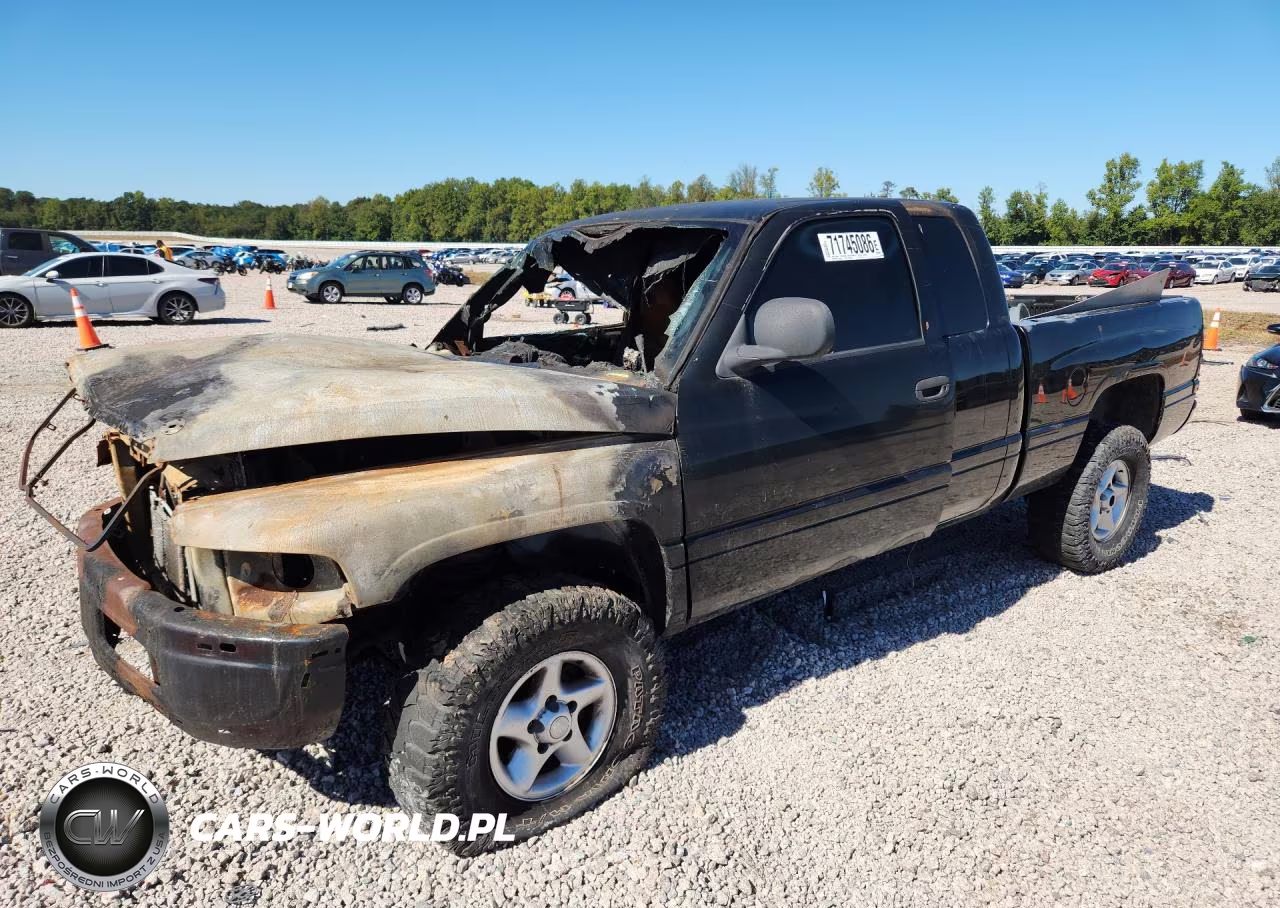 2001 Dodge Ram 1500 VIN:3B7HF13Z41M501747 - 1