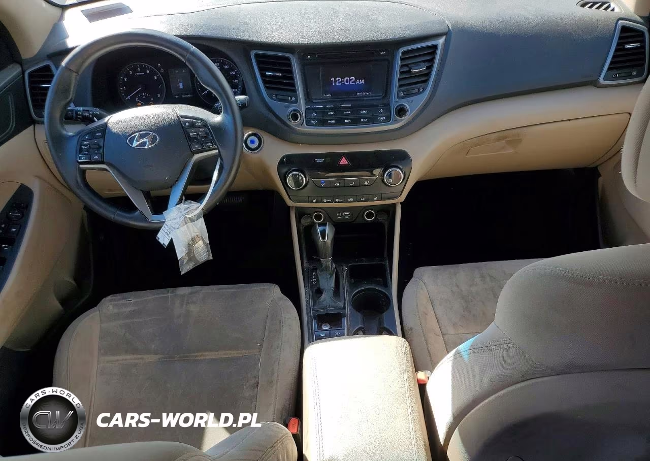 2017 Hyundai Tucson Sport VIN:KM8J3CA26HU433531 - 8