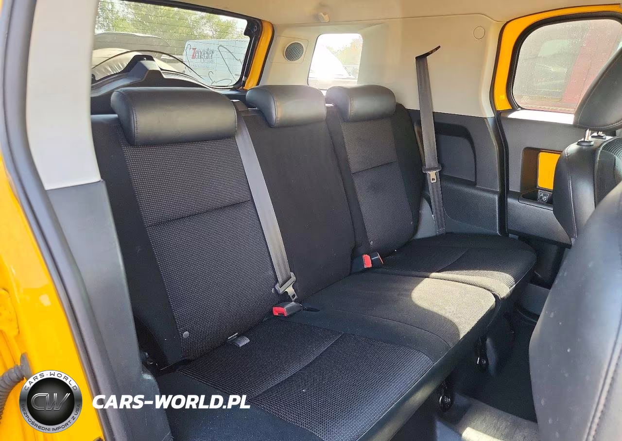 2007 Toyota Fj Cruiser Base VIN:JTEBU11F070018154 - 10
