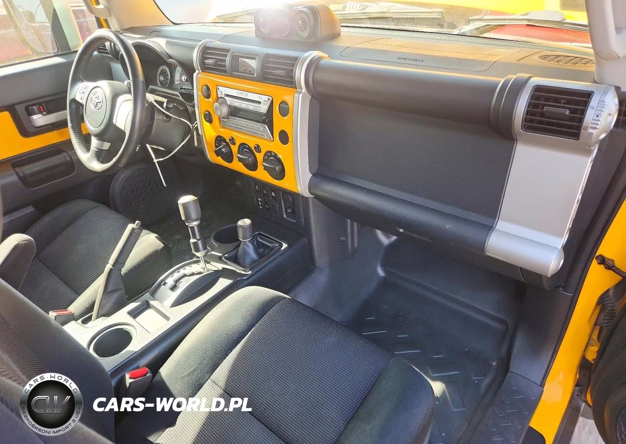 2007 Toyota Fj Cruiser Base VIN:JTEBU11F070018154 - 8