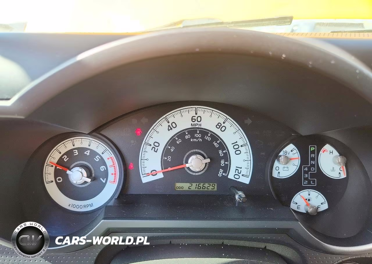 2007 Toyota Fj Cruiser Base VIN:JTEBU11F070018154 - 9