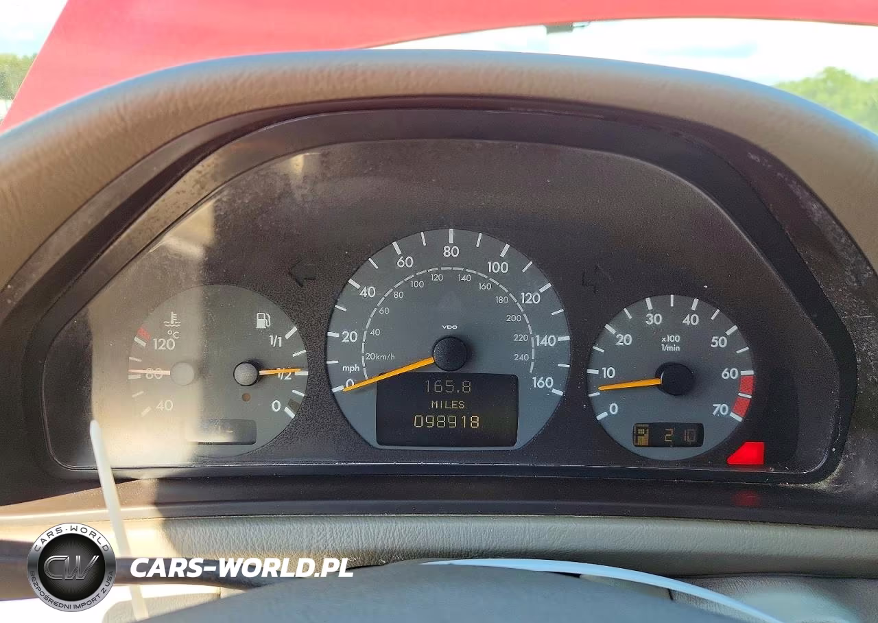 MERCEDES-BENZ CLK 430 VIN:WDBLK70G52T102472 - 9