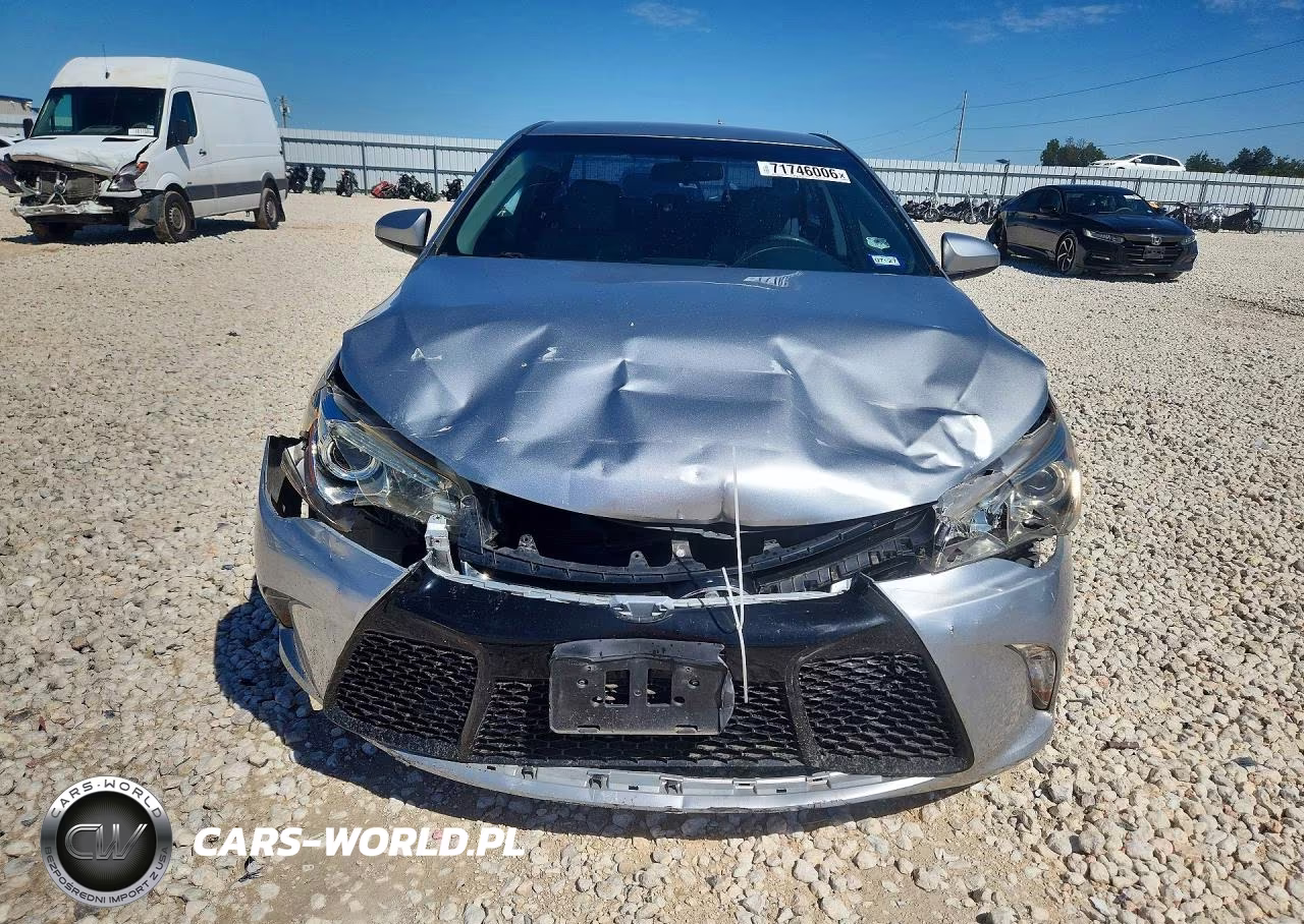 2016 Toyota Camry Se VIN:4T1BF1FK3GU164556 - 5