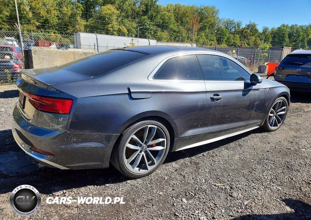 2018 Audi S5 Prestige VIN:WAUR4AF53JA003326 - 3