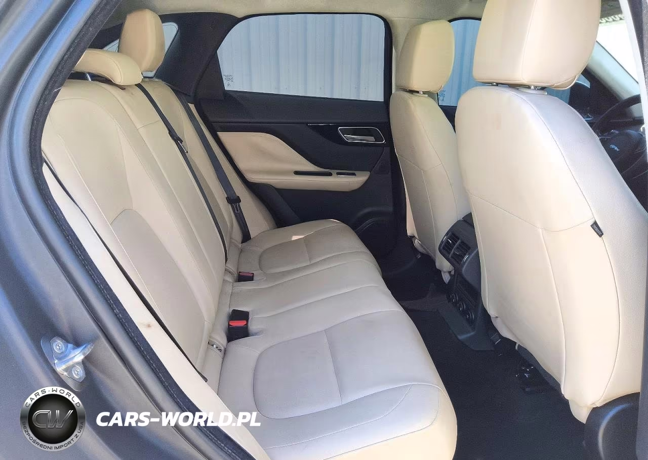 2020 Jaguar F-Pace Premium VIN:SADCJ2FX3LA656528 - 11