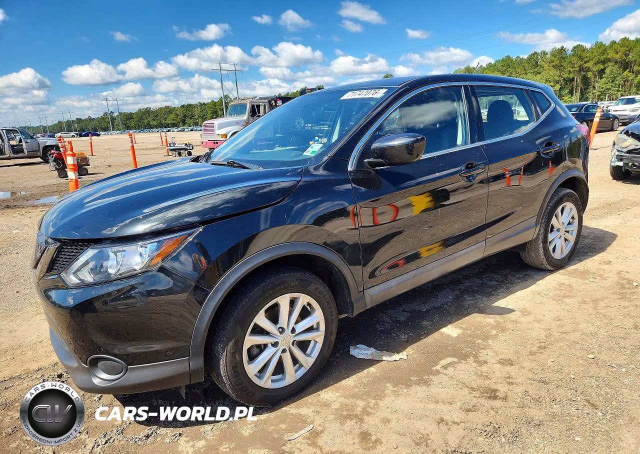 2018 Nissan Rogue Sport S VIN:JN1BJ1CR4JW259954 - 1