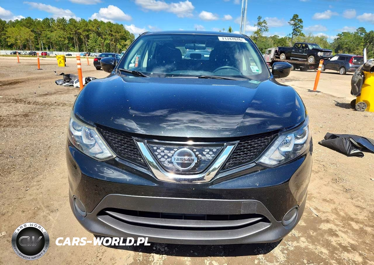2018 Nissan Rogue Sport S VIN:JN1BJ1CR4JW259954 - 5