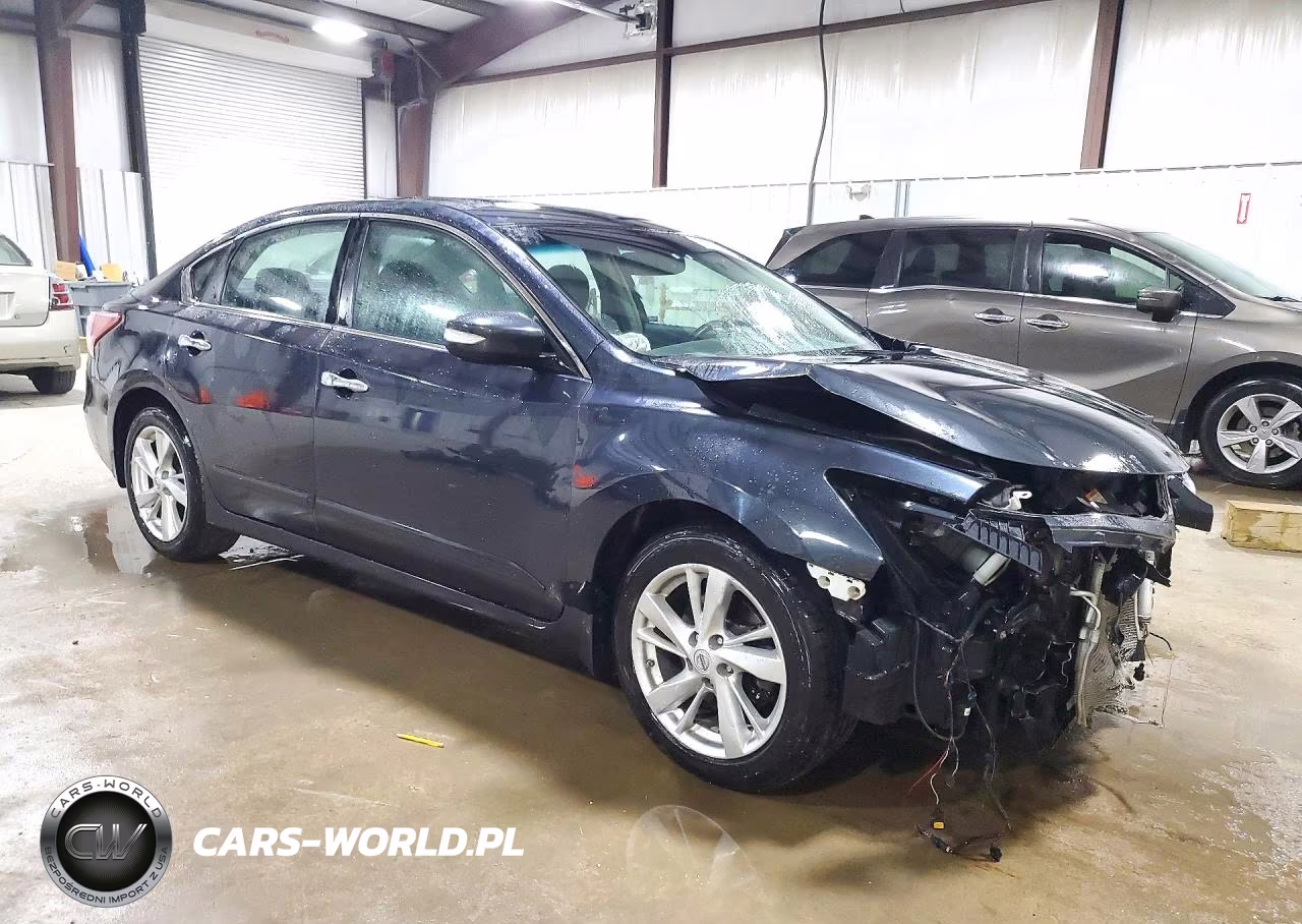 2013 Nissan Altima 2.5 VIN:1N4AL3AP8DC913009 - 4
