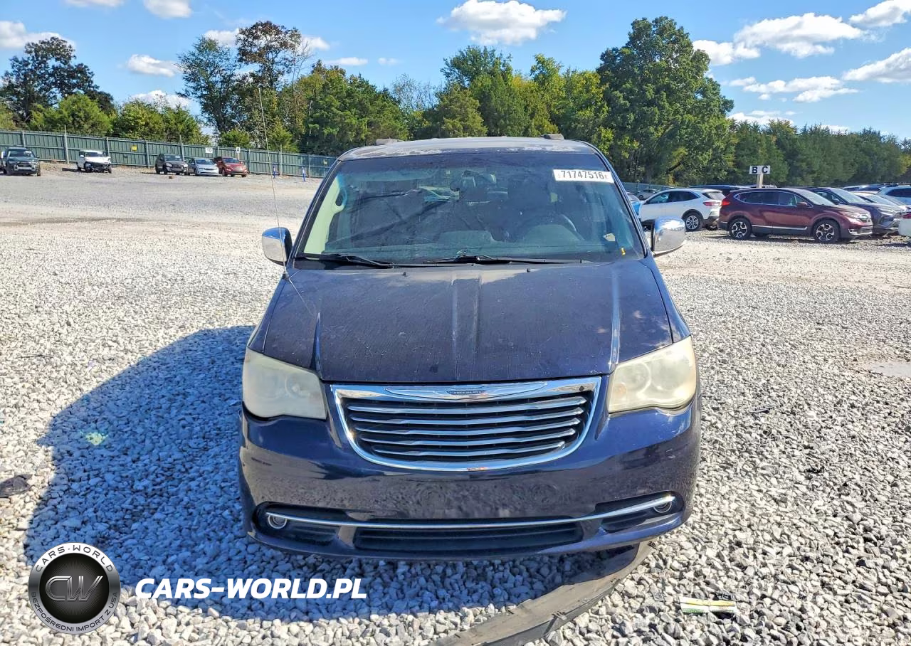 2011 Chrysler Town & Country Touring L VIN:2A4RR8DG5BR706046 - 5