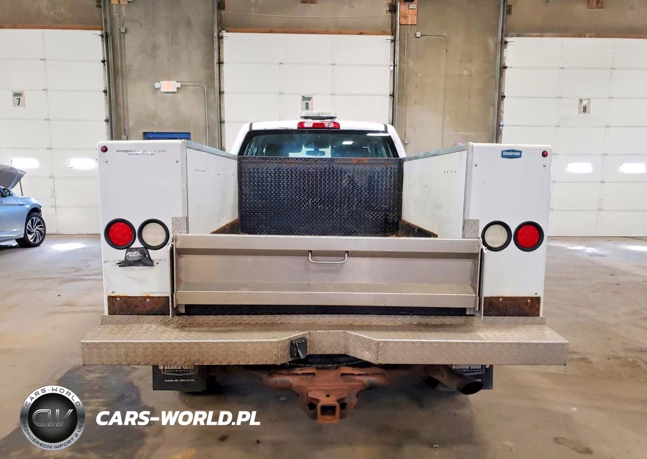 2016 Chevrolet Silverado K2500 Heavy Duty VIN:1GC2KUEG3GZ254226 - 6