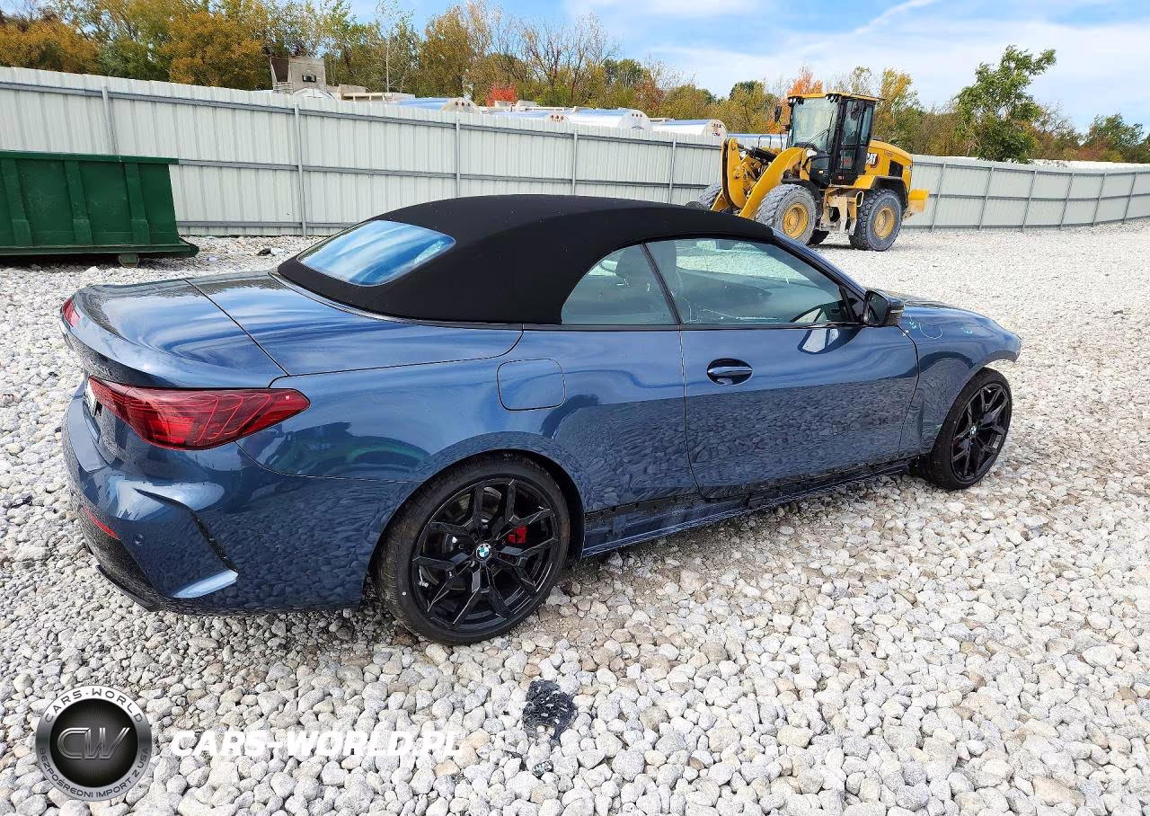 2027 BMW M440Xi VIN:WBA73DB02VCY17631 - 3