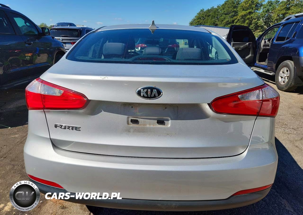 2015 Kia Forte Lx VIN:KNAFX4A65F5384530 - 6