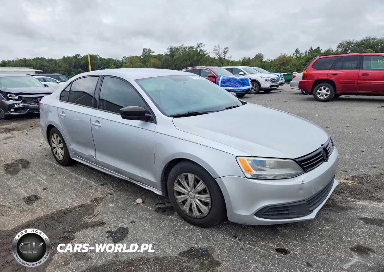 2014 Volkswagen Jetta Base VIN:3VW2K7AJ6EM306317 - 4