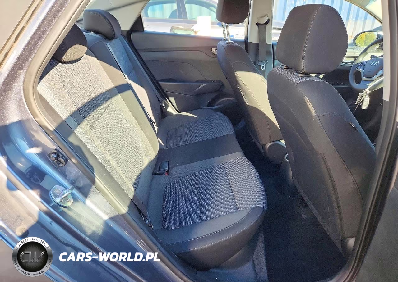 2019 Hyundai Accent Se VIN:3KPC24A3XKE049725 - 10