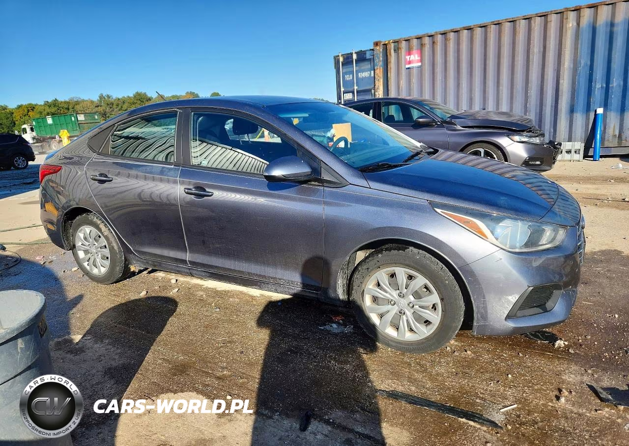 2019 Hyundai Accent Se VIN:3KPC24A3XKE049725 - 4