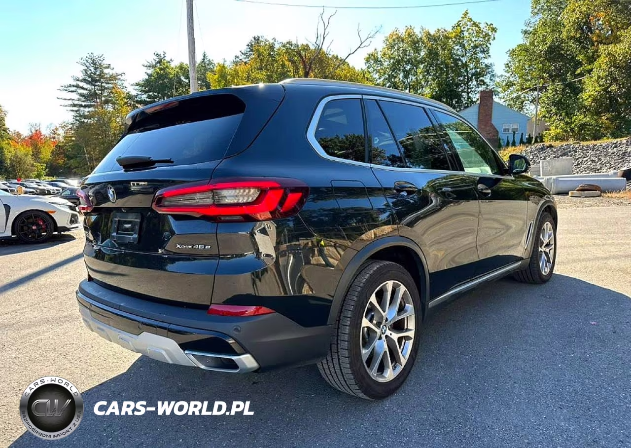 2021 BMW X5 xDrive45E VIN:5UXTA6C06M9G27233 - 3