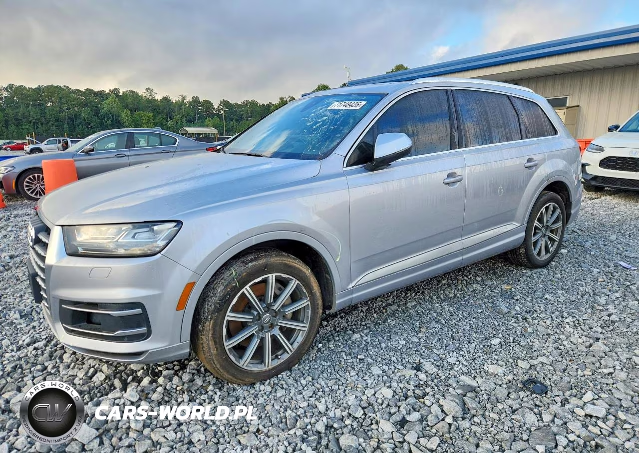 2017 Audi Q7 Premium Plus VIN:WA1LAAF78HD033718 - 1
