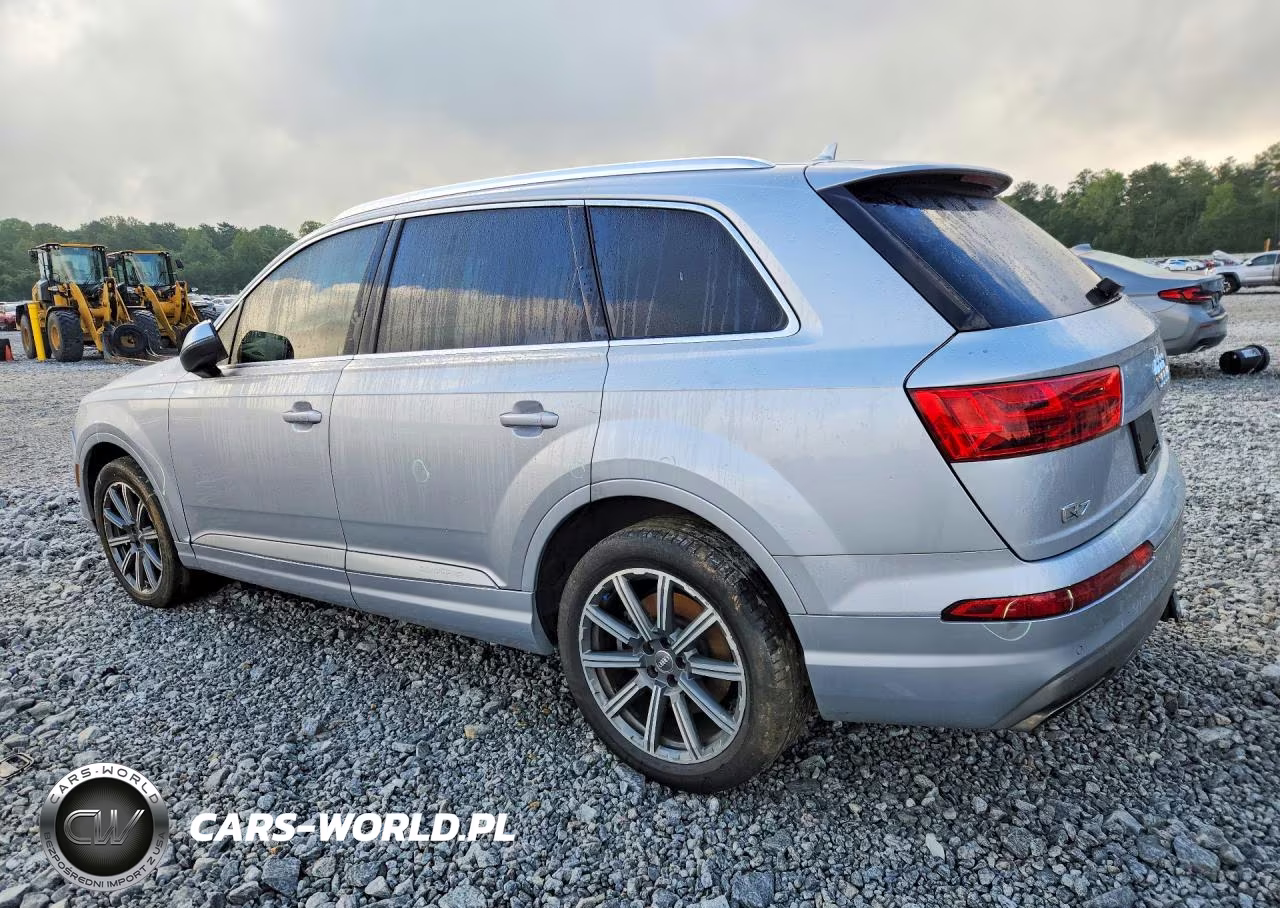 2017 Audi Q7 Premium Plus VIN:WA1LAAF78HD033718 - 2
