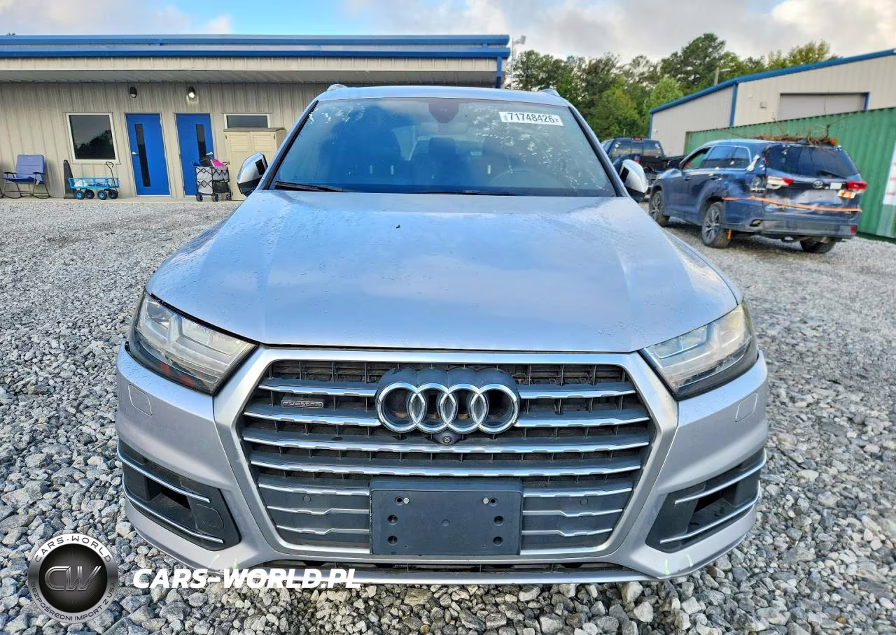 2017 Audi Q7 Premium Plus VIN:WA1LAAF78HD033718 - 5