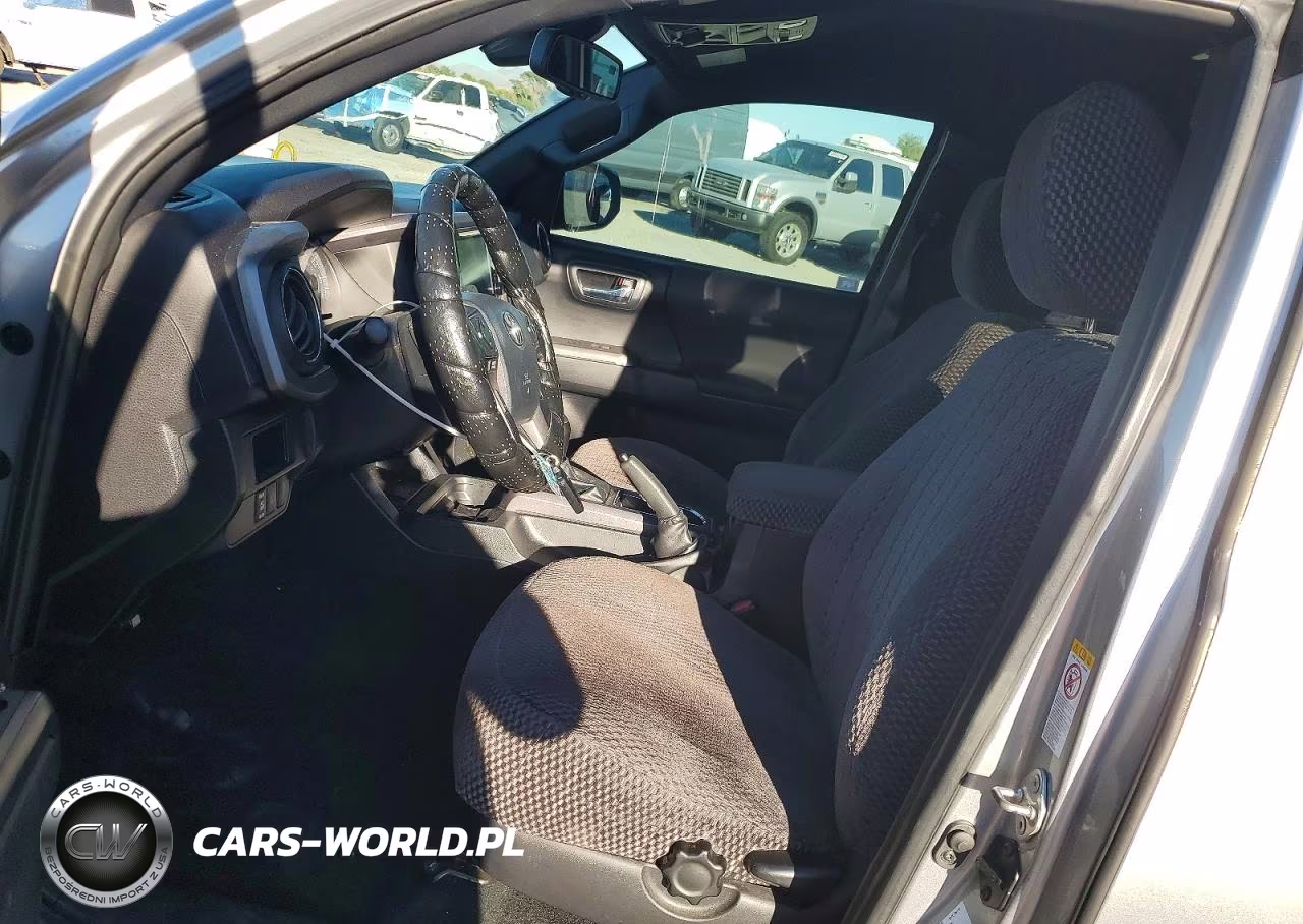 2018 Toyota Tacoma Trd Off-Road VIN:5TFSZ5AN0JX164752 - 7