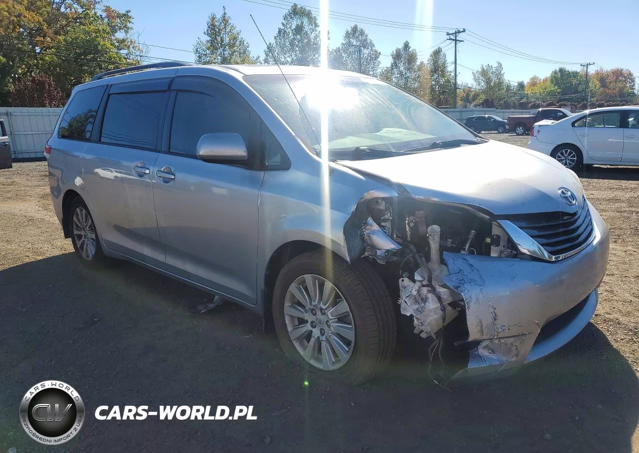 2012 Toyota Sienna Xle 7-Passenger VIN:5TDDK3DC8CS033279 - 4