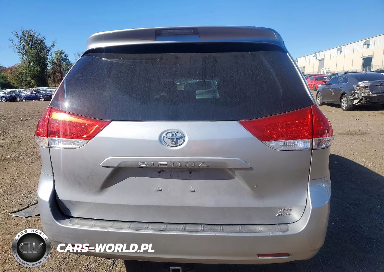 2012 Toyota Sienna Xle 7-Passenger VIN:5TDDK3DC8CS033279 - 6