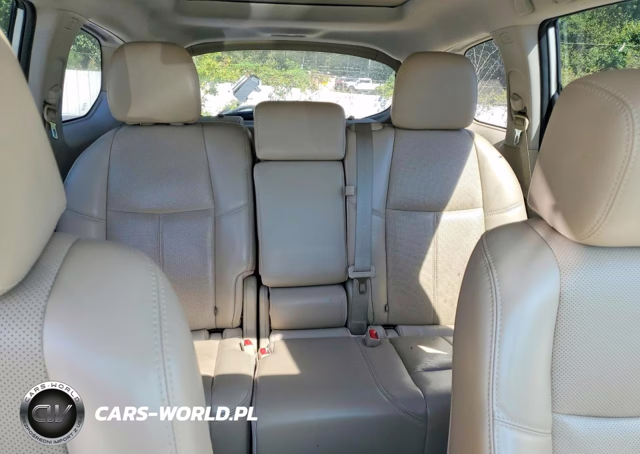 2018 Nissan Pathfinder Platinum VIN:5N1DR2MN9JC659571 - 10