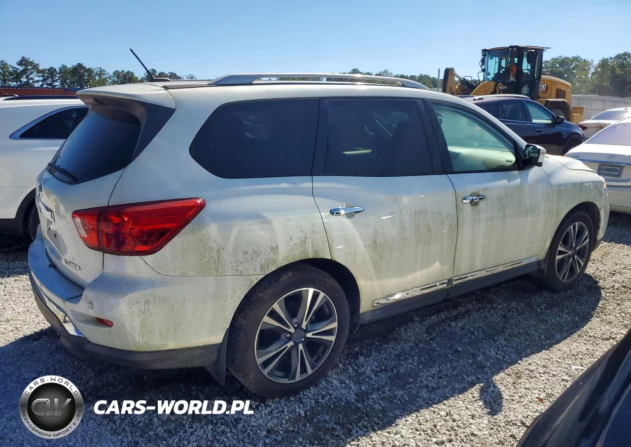 2018 Nissan Pathfinder Platinum VIN:5N1DR2MN9JC659571 - 3