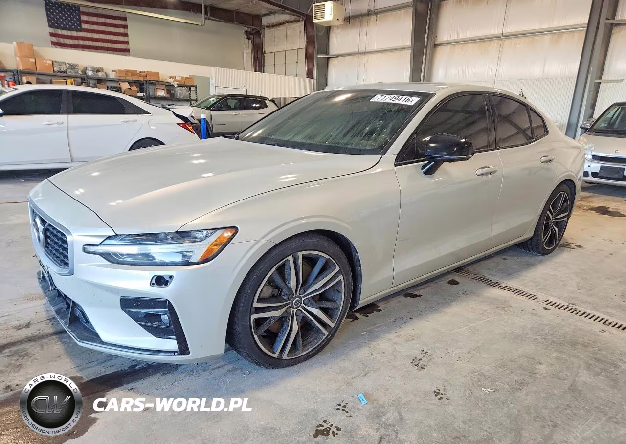 2019 Volvo S60 T6 R-Design VIN:7JRA22TM7KG014000 - 1