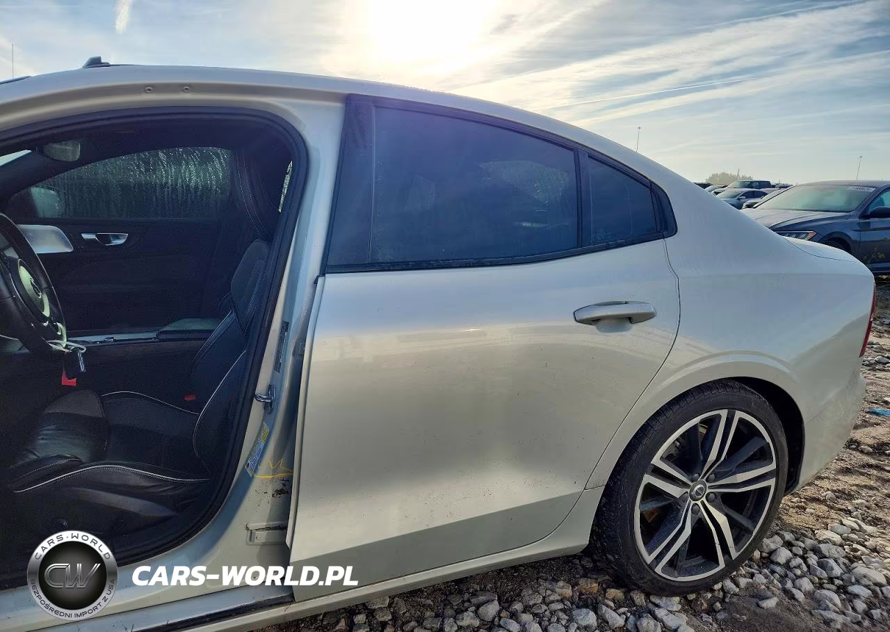 2019 Volvo S60 T6 R-Design VIN:7JRA22TM7KG014000 - 12