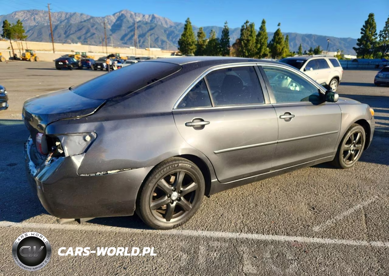 2007 Toyota Camry Le VIN:JTNBE46K473076173 - 3