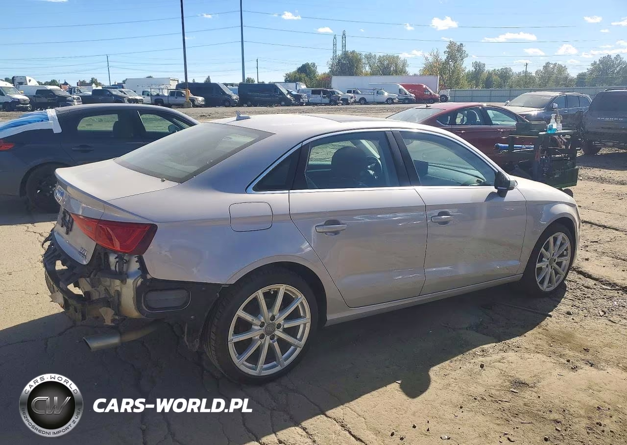 2015 Audi A3 Premium Plus VIN:WAUEFGFFXF1087804 - 3