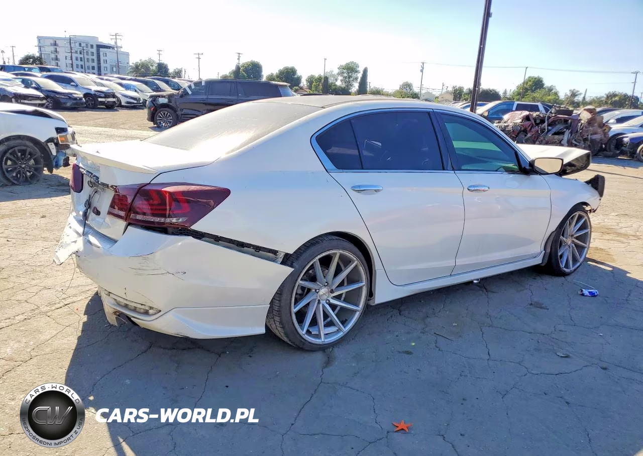 2016 Honda Accord Sport VIN:1HGCR2F55GA232133 - 3