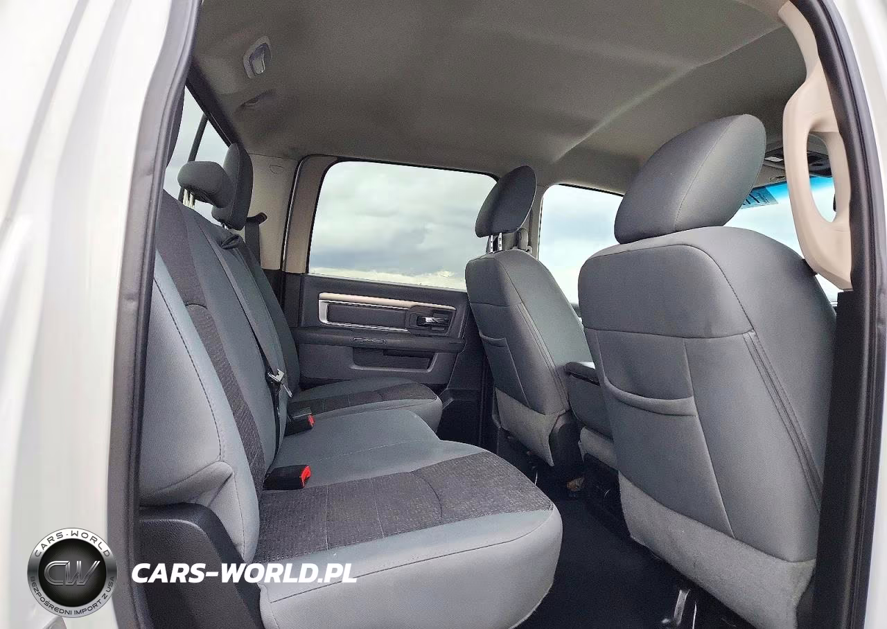 2015 Ram 3500 Slt VIN:3C63R3HT4FG704393 - 10