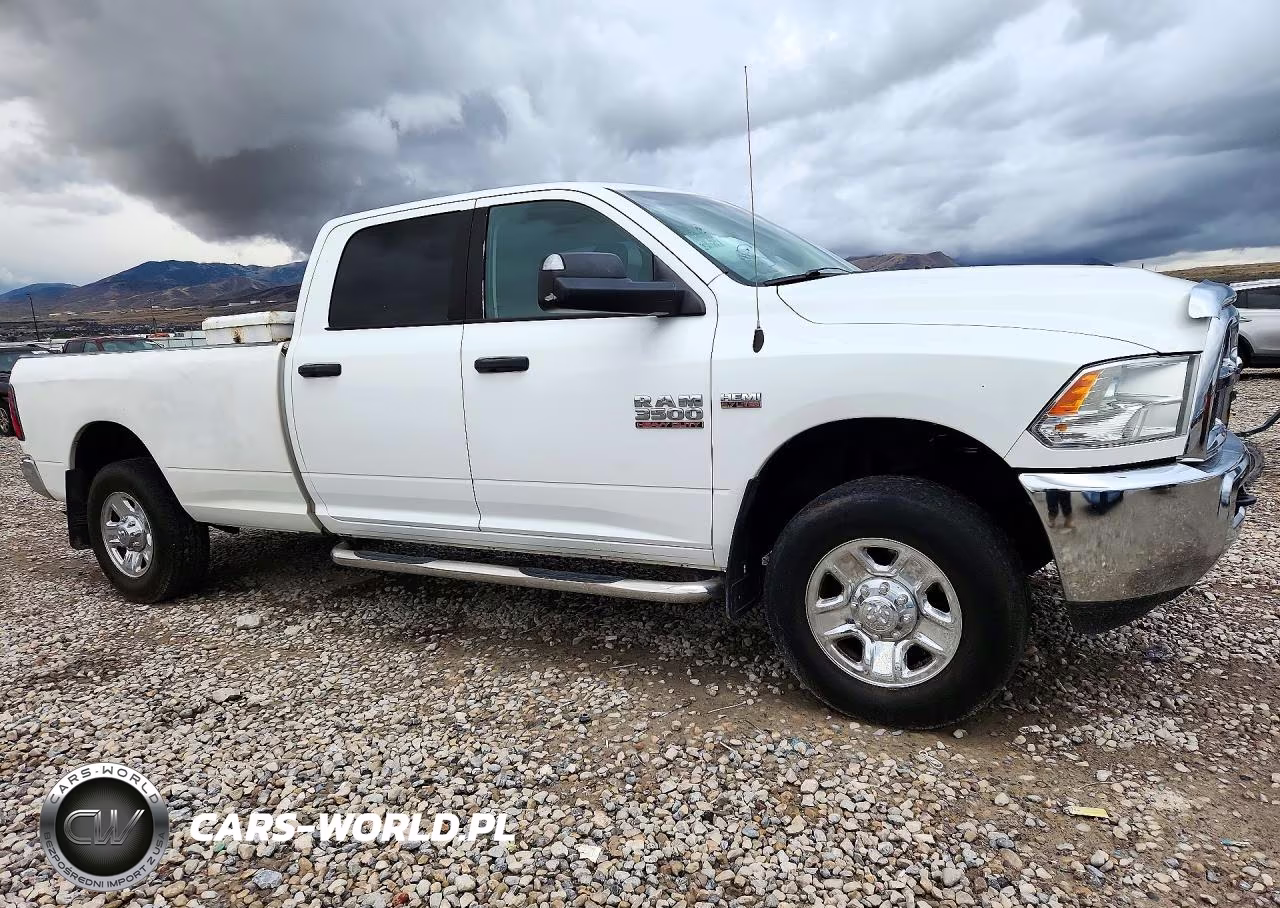 2015 Ram 3500 Slt VIN:3C63R3HT4FG704393 - 4