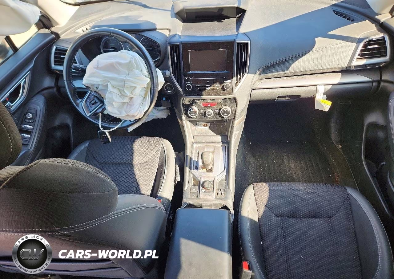 2019 Subaru Forester Premium VIN:JF2SKAGC9KH522575 - 8