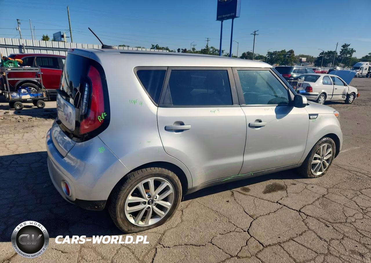 2019 Kia Soul + VIN:KNDJP3A50K7011098 - 3