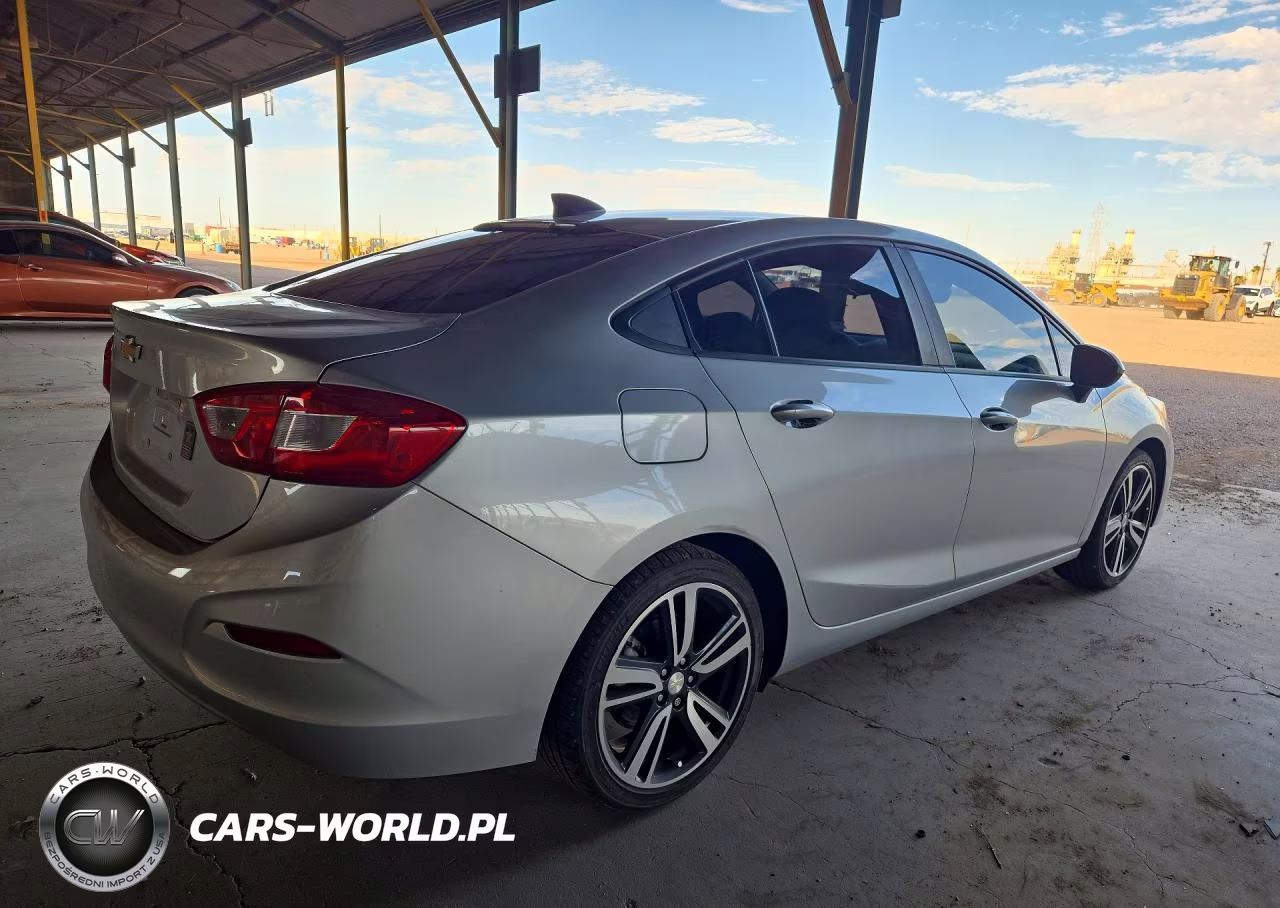 2017 Chevrolet Cruze Ls VIN:1G1BC5SM0H7257474 - 3