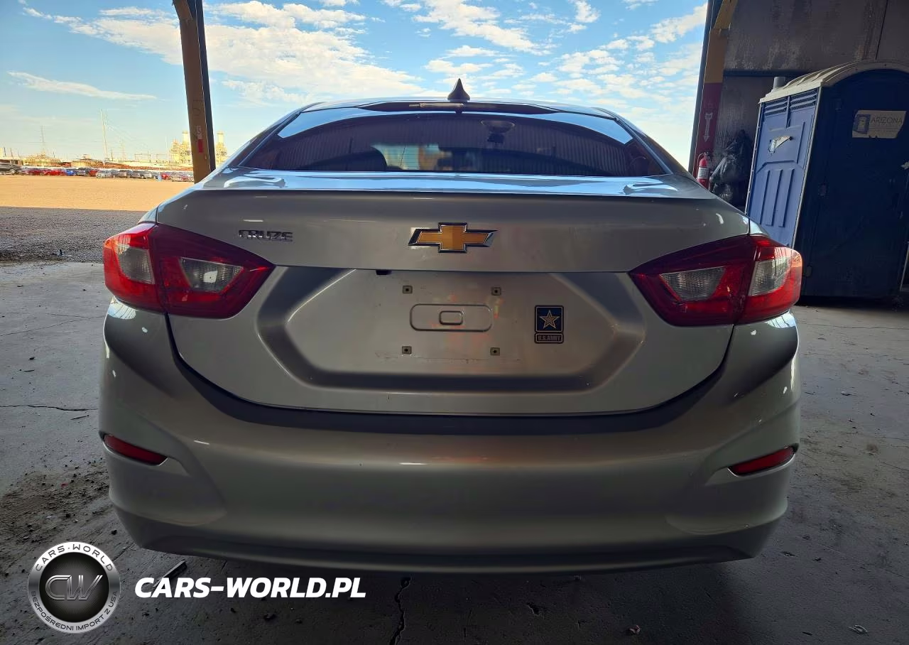 2017 Chevrolet Cruze Ls VIN:1G1BC5SM0H7257474 - 6