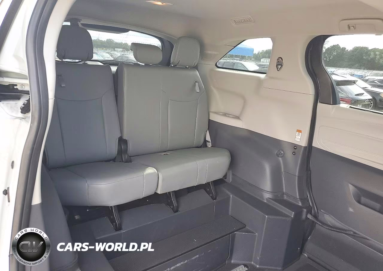 2023 Toyota Sienna Xle VIN:5TDJSKFC5PS084366 - 11