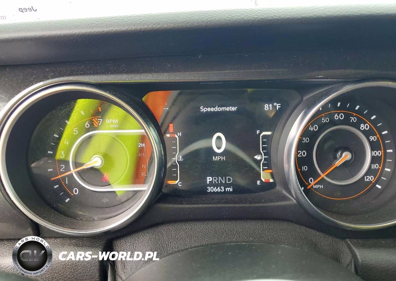 2020 Jeep Wrangler Unlimited Sport VIN:1C4HJXDG6LW292223 - 9