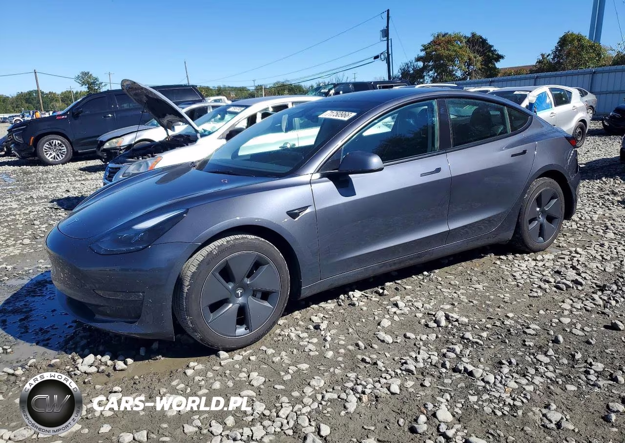 2023 Tesla Model 3 – zdjęcie 1 z 12