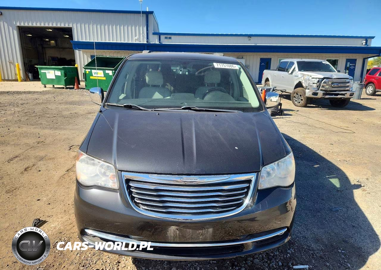 2012 Chrysler Town & Country Touring L VIN:2C4RC1CG1CR255117 - 5