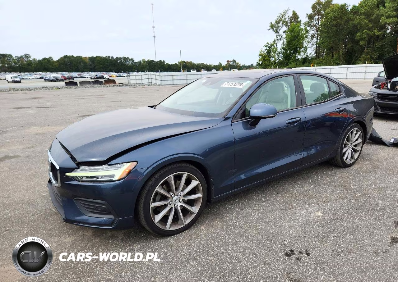 2019 Volvo S60 T5 Momentum VIN:7JR102FK7KG015308 - 1