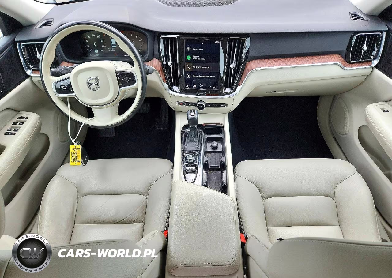 2019 Volvo S60 T5 Momentum VIN:7JR102FK7KG015308 - 8