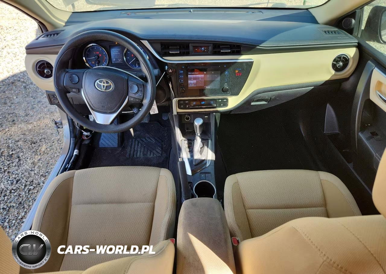 2018 Toyota Corolla Le VIN:5YFBURHE2JP834361 - 8