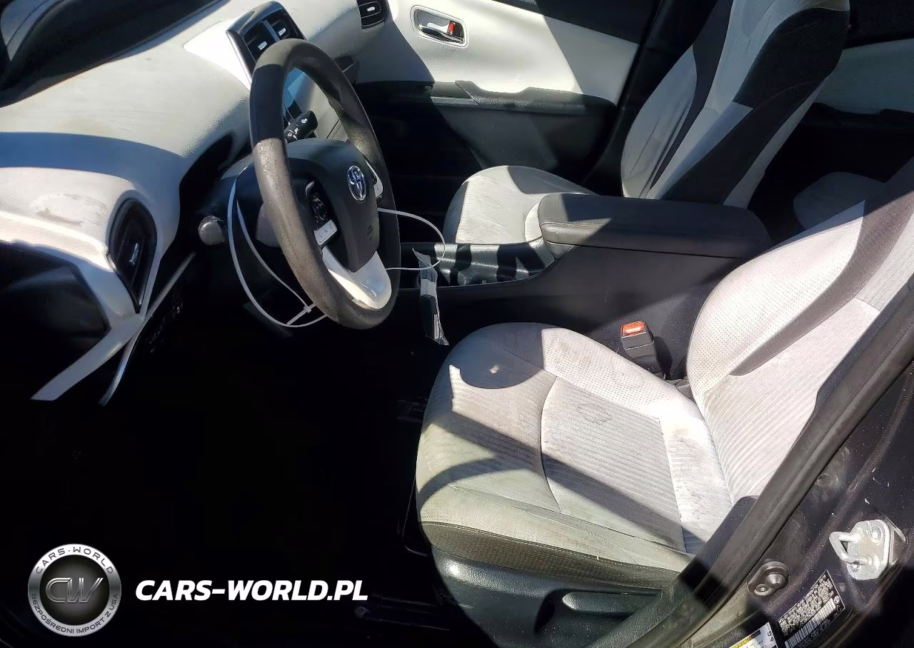 2017 Toyota Prius Two Eco VIN:JTDKARFU7H3031440 - 7