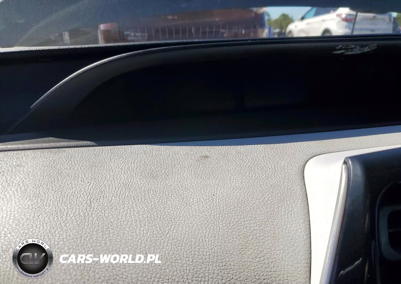 2017 Toyota Prius Two Eco VIN:JTDKARFU7H3031440 - 9