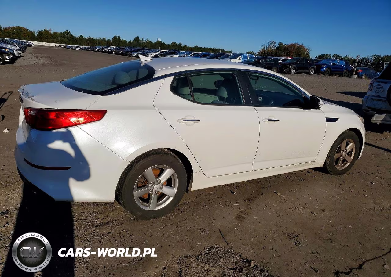 2014 Kia Optima Lx VIN:5XXGM4A73EG312437 - 3